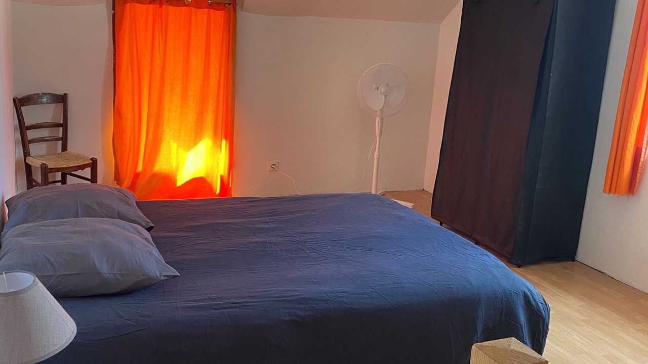 Photo of Others in Billy