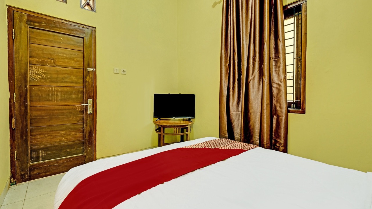 Photo of Bedroom in Ngemplak