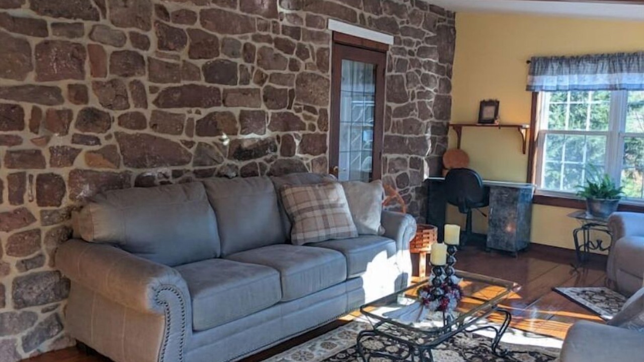 Photo of Livingroom in Mohnton