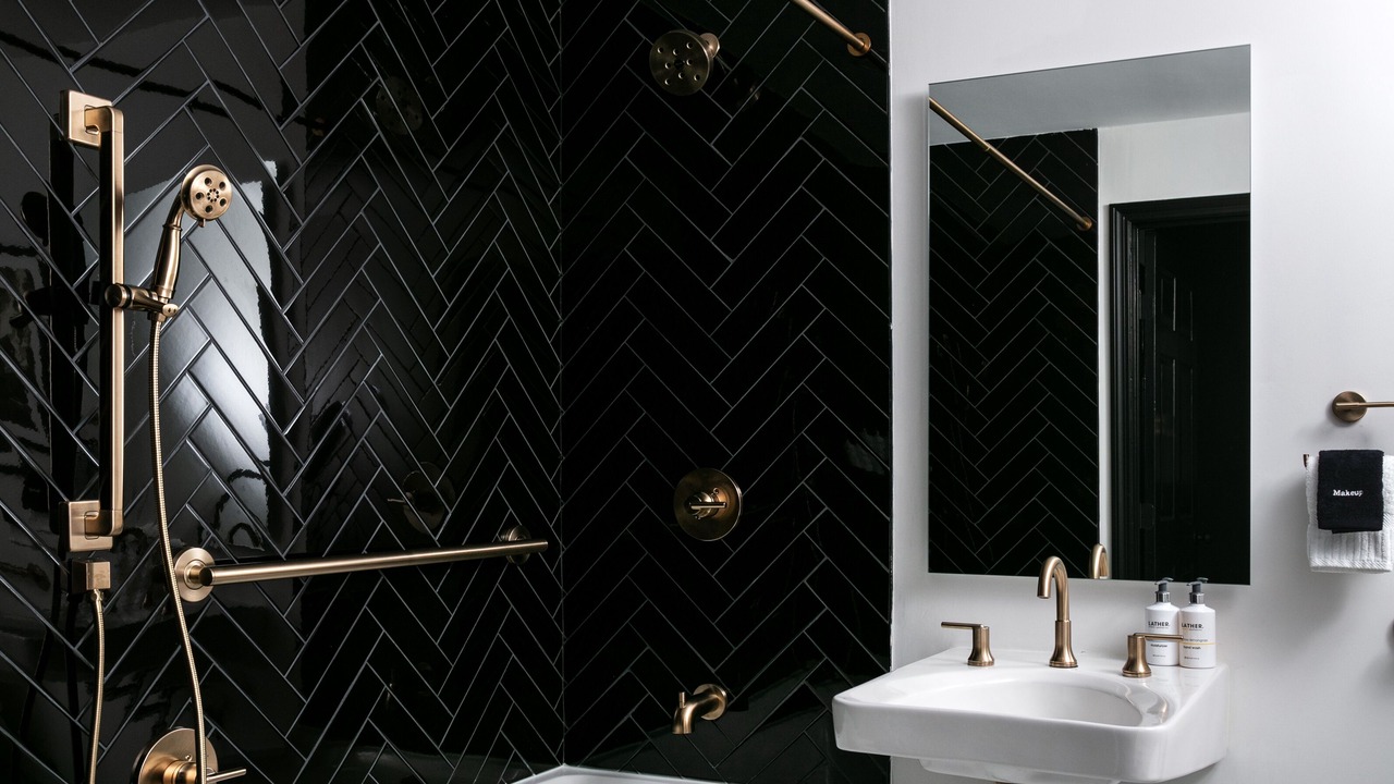 Photo of Bathroom in Salem