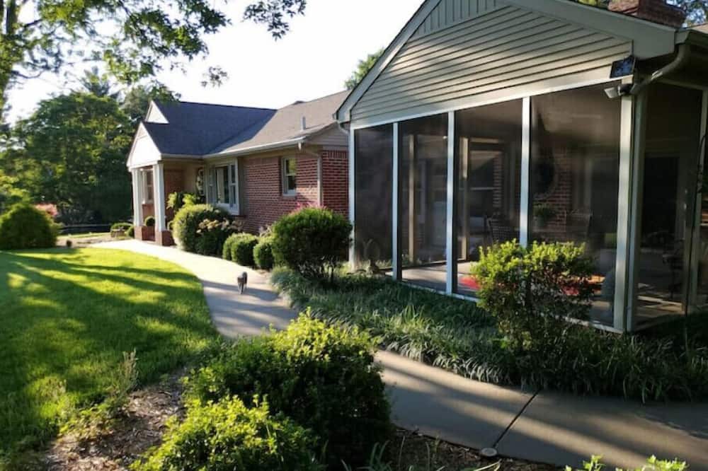 Photo of Outdoor in Paducah