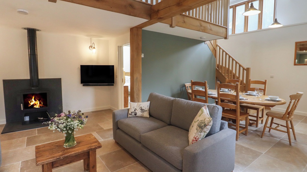 Photo of Livingroom in Edenbridge