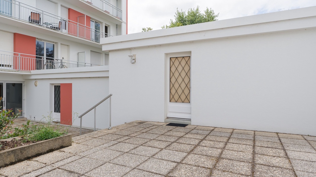 Photo of Outdoor in Agenets