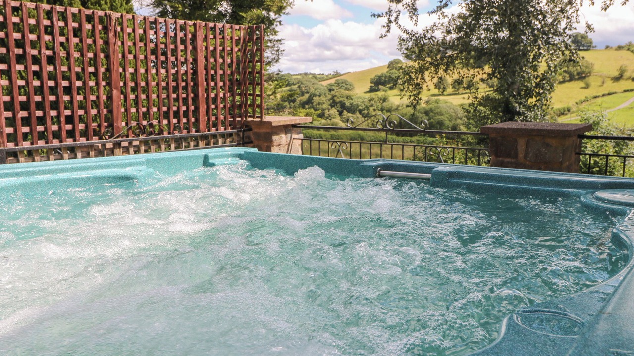 Photo of Outdoor in Tirabad