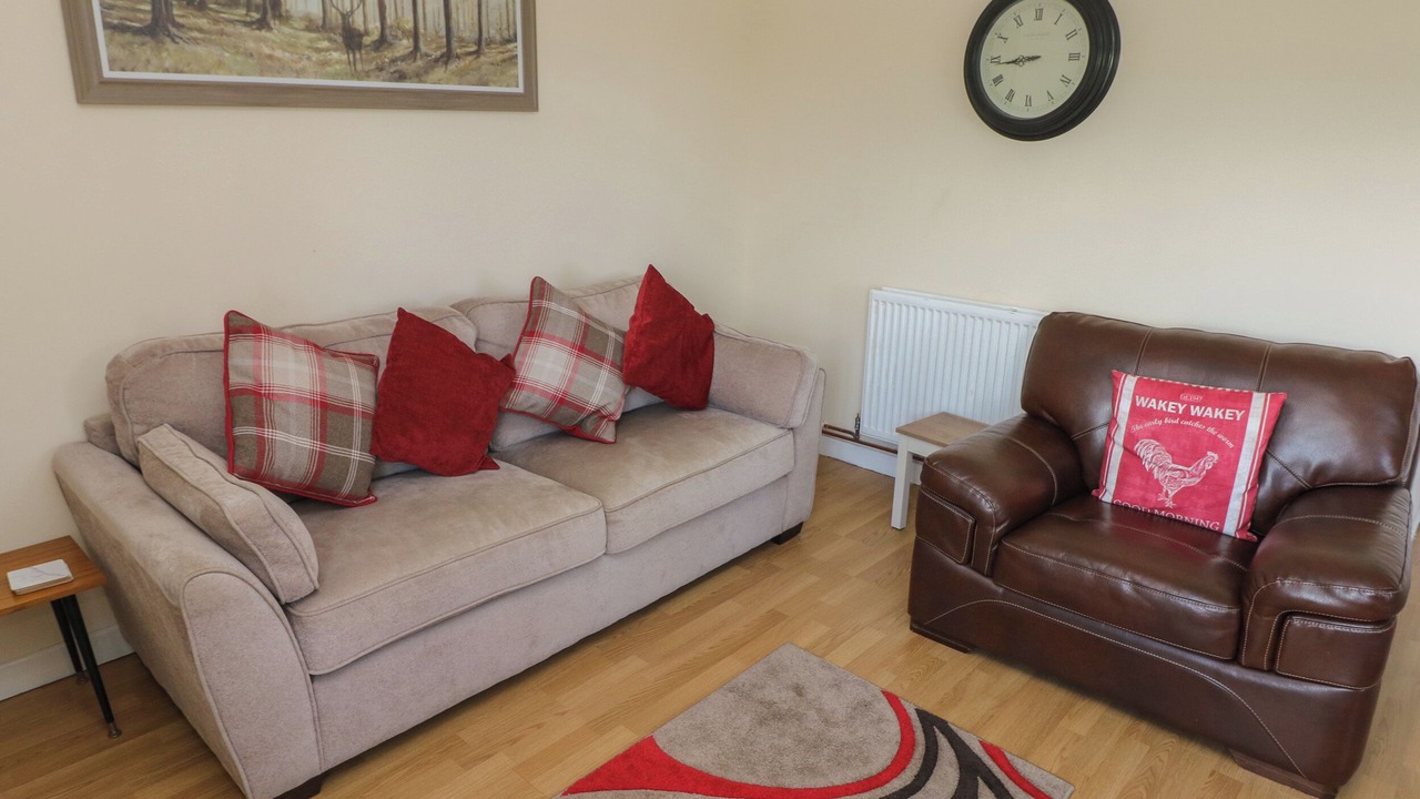 Photo of Livingroom in Tirabad