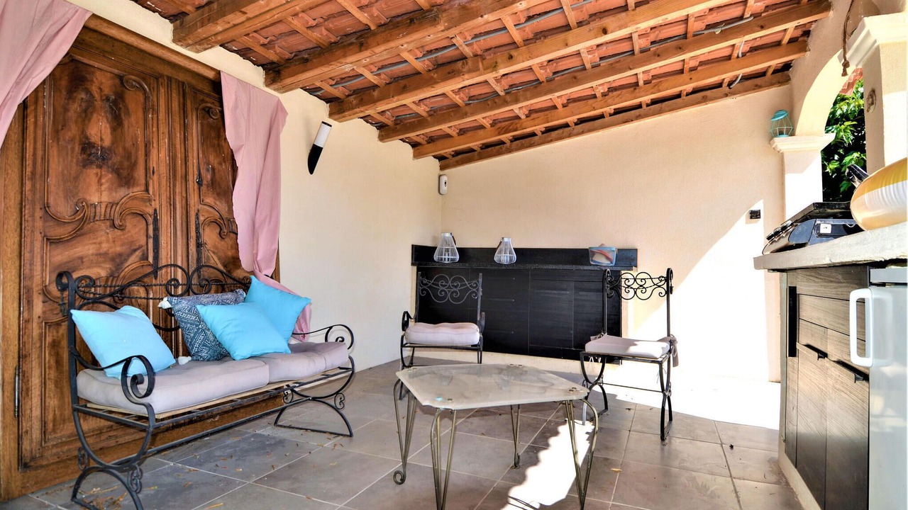 Photo of Livingroom in Pouzilhac