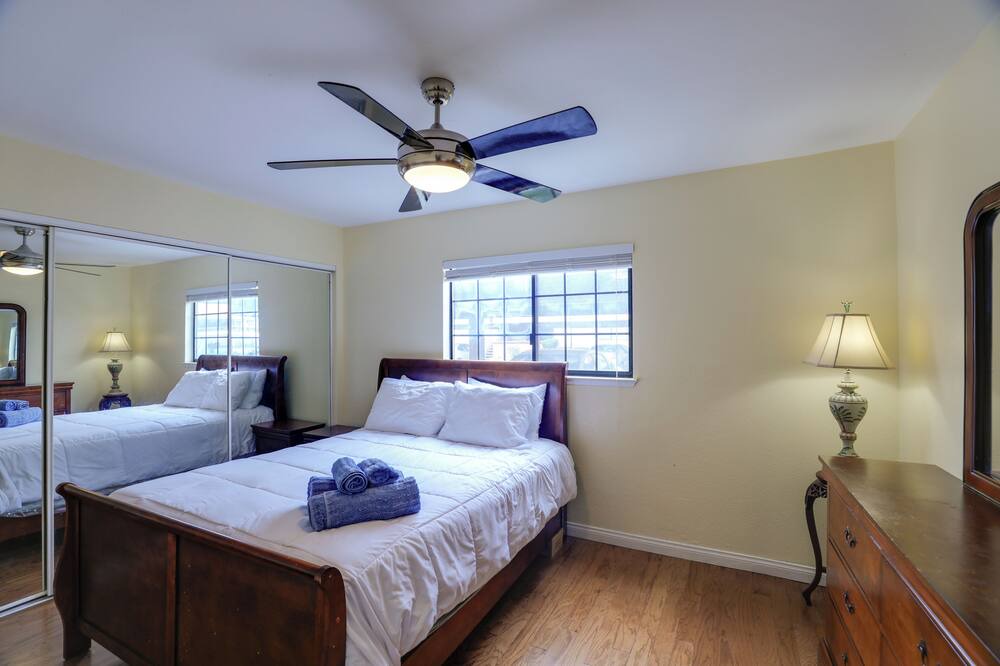 Photo of Bedroom in Chinatown