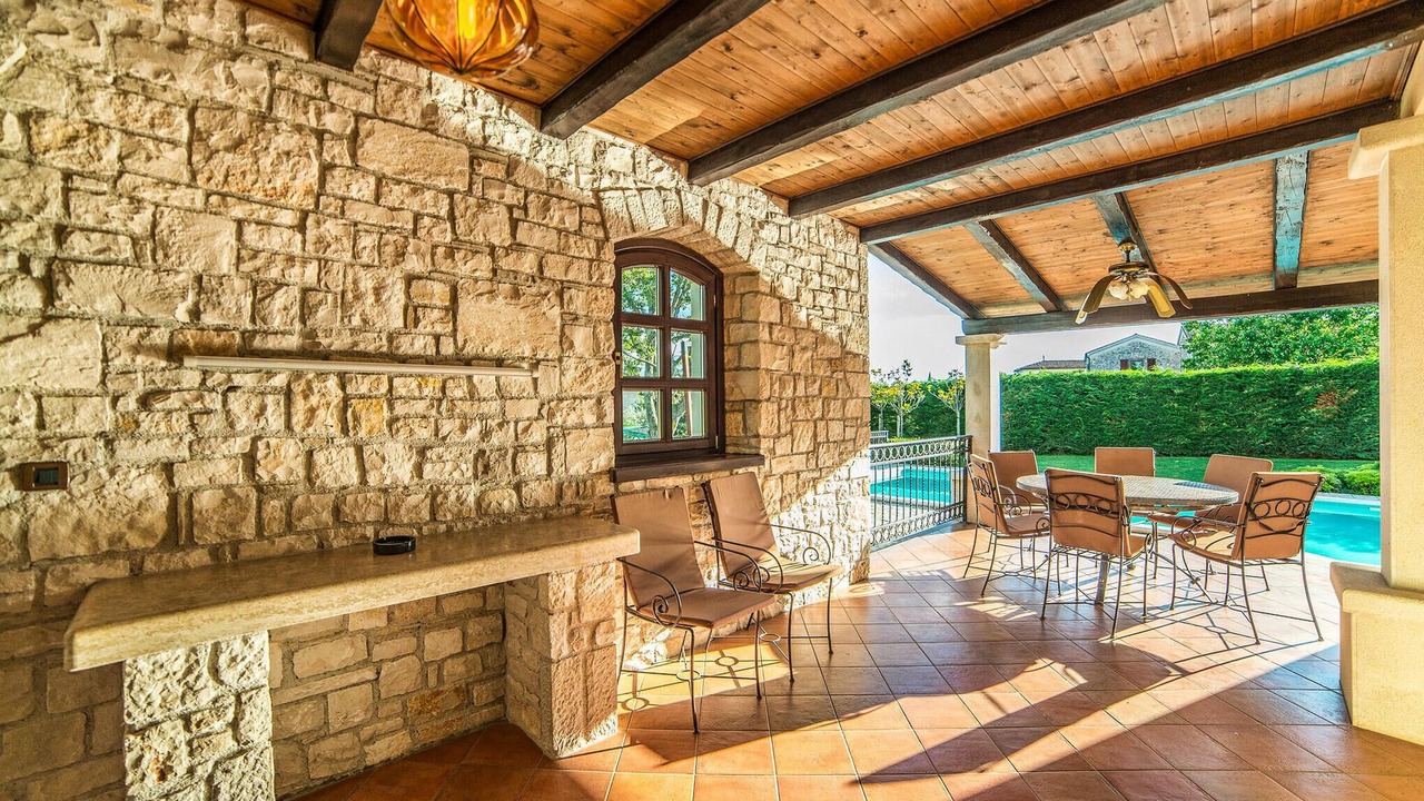 Photo of Outdoor in Farini