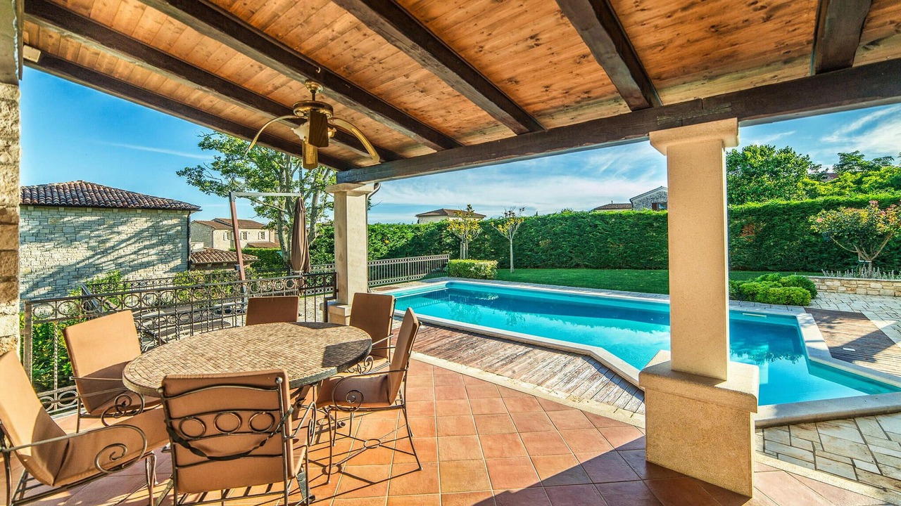 Photo of Patio Balcony in Farini