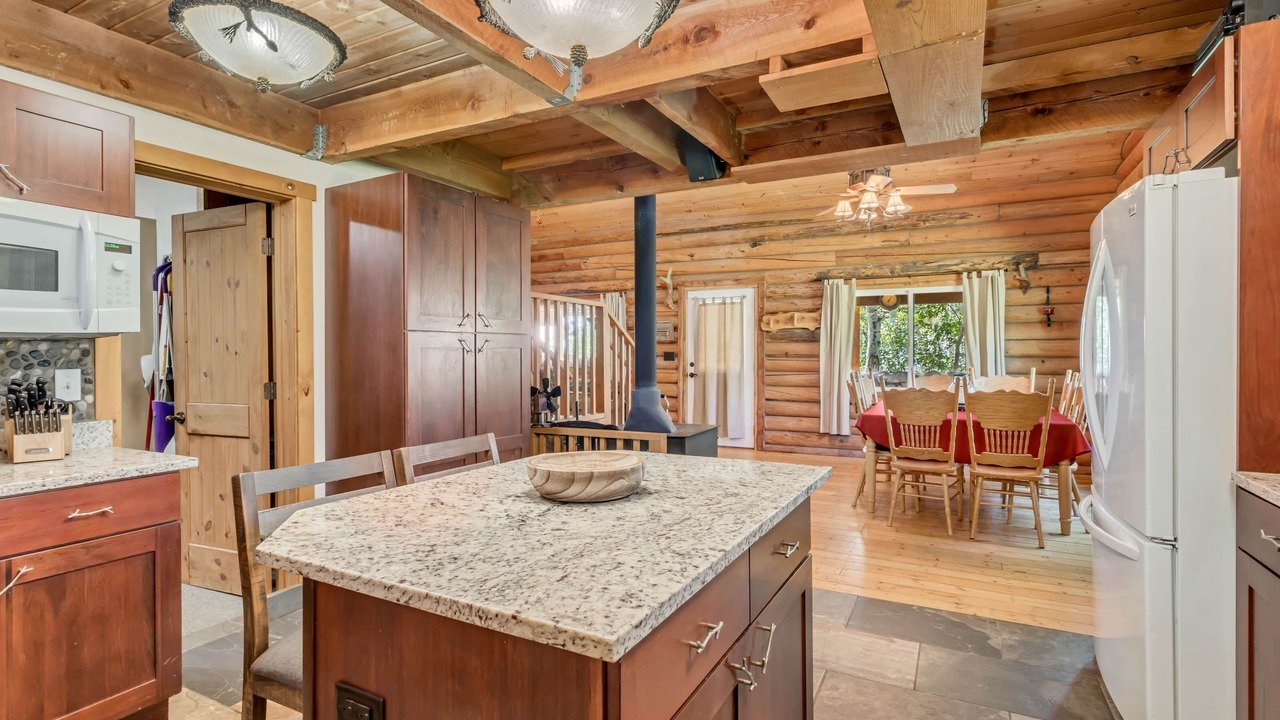 Photo of Kitchen in Tollgate Canyon