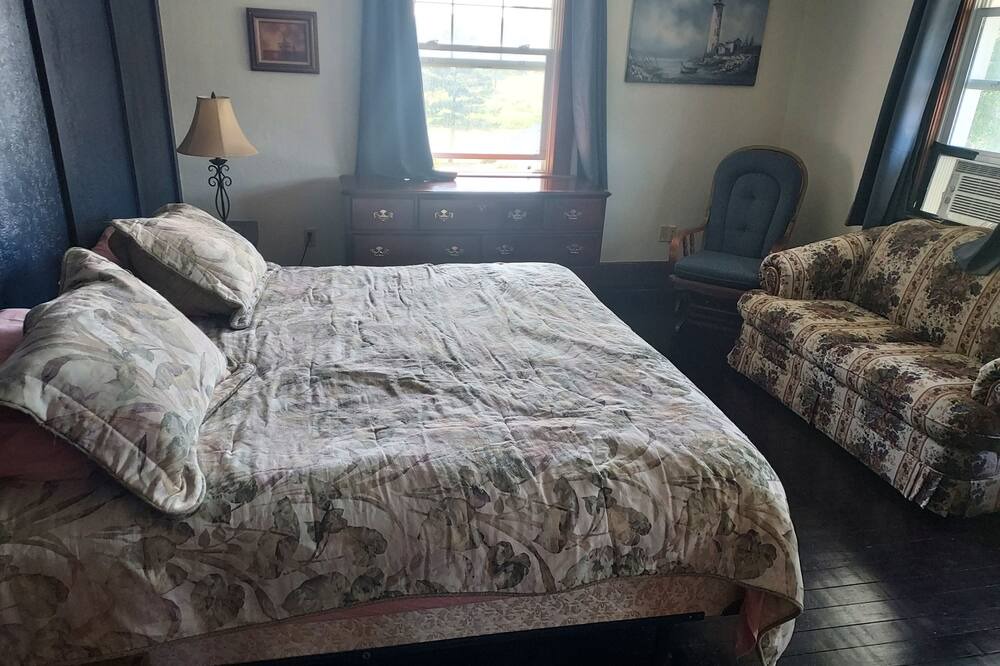 Photo of Bedroom in Syracuse