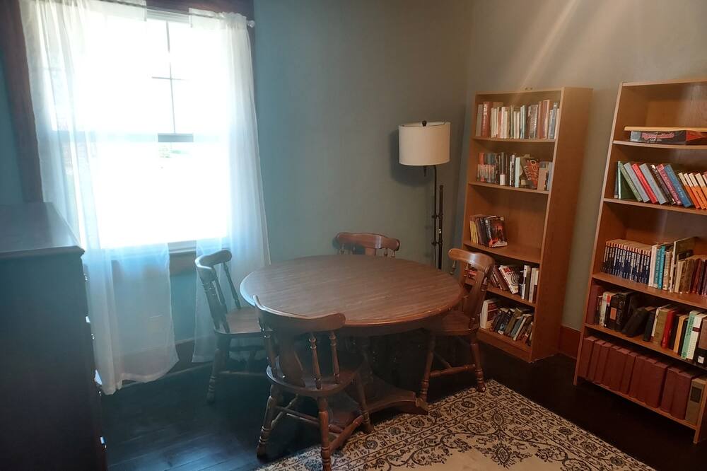 Photo of Others in Syracuse