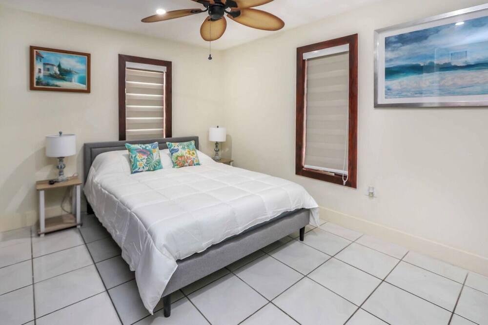 Photo of Bedroom in Coral Terrace