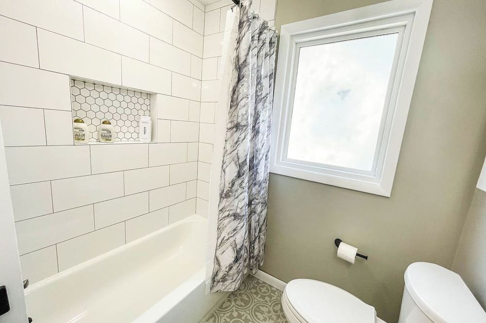 Photo of Bathroom in Sapulpa