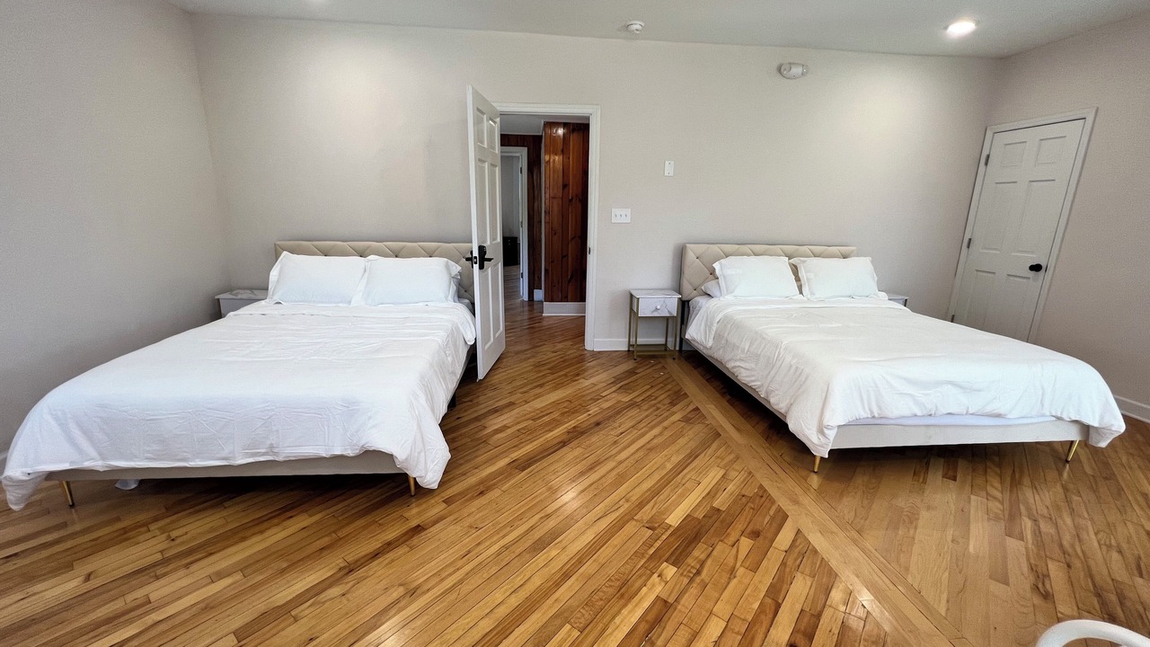 Photo of Bedroom in Fries