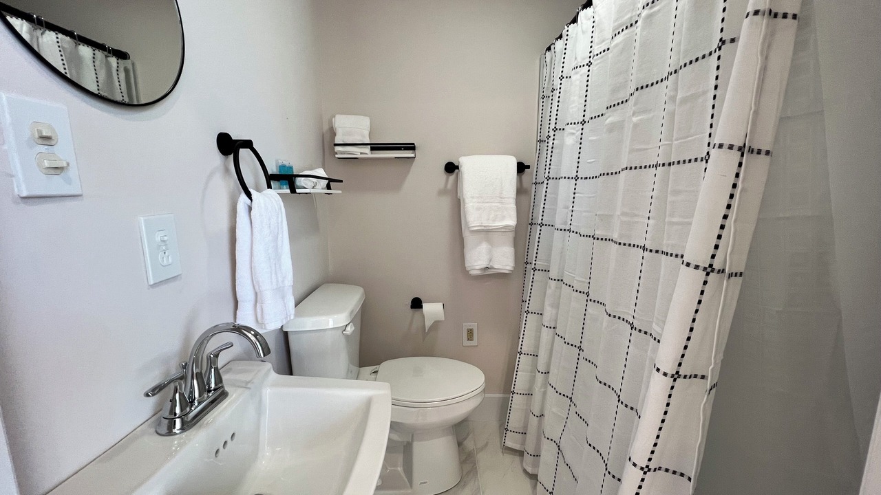 Photo of Bathroom in Fries