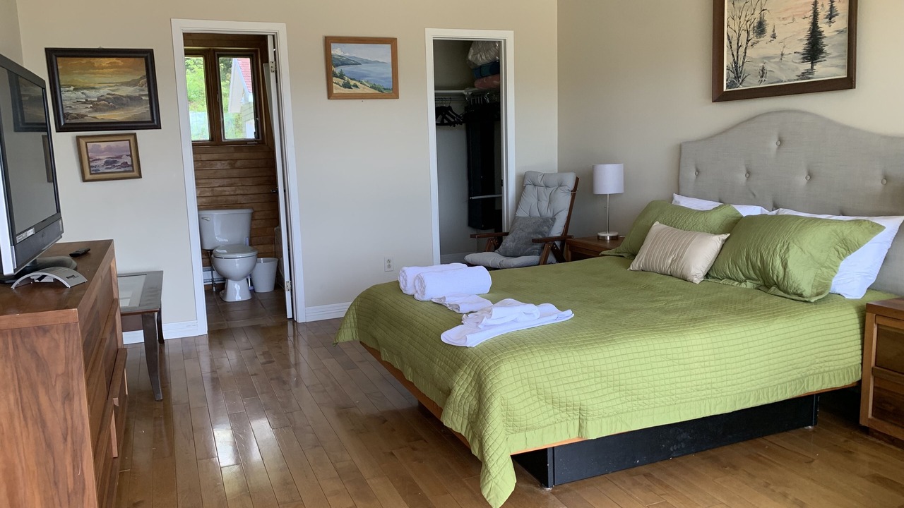 Photo of Bedroom in Baie-St-Paul