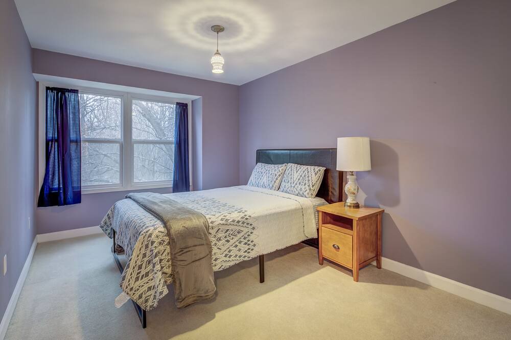 Photo of Bedroom in Dale City