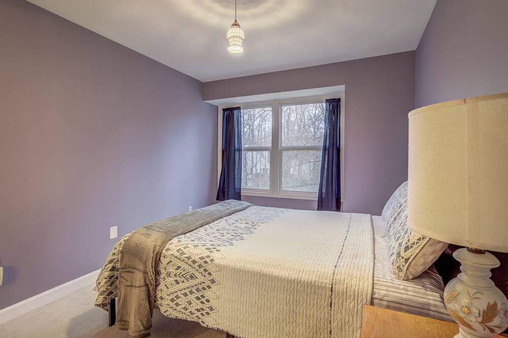 Photo of Bedroom in Dale City