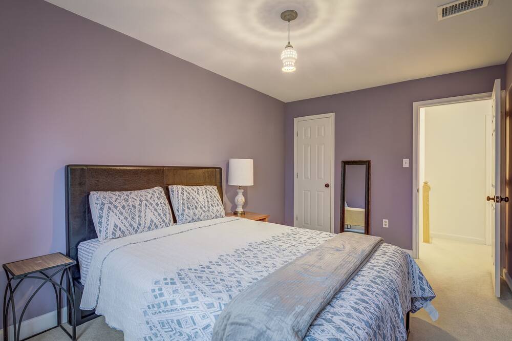 Photo of Bedroom in Dale City