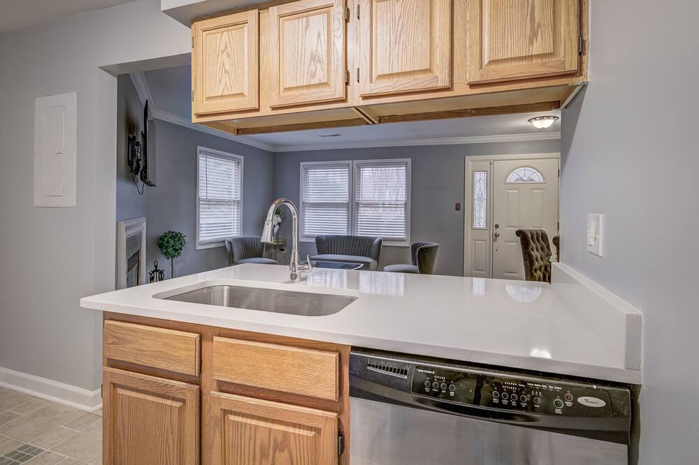 Photo of Kitchen in Dale City