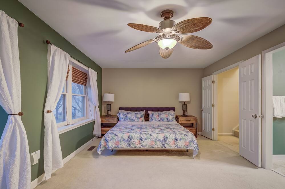 Photo of Bedroom in Dale City