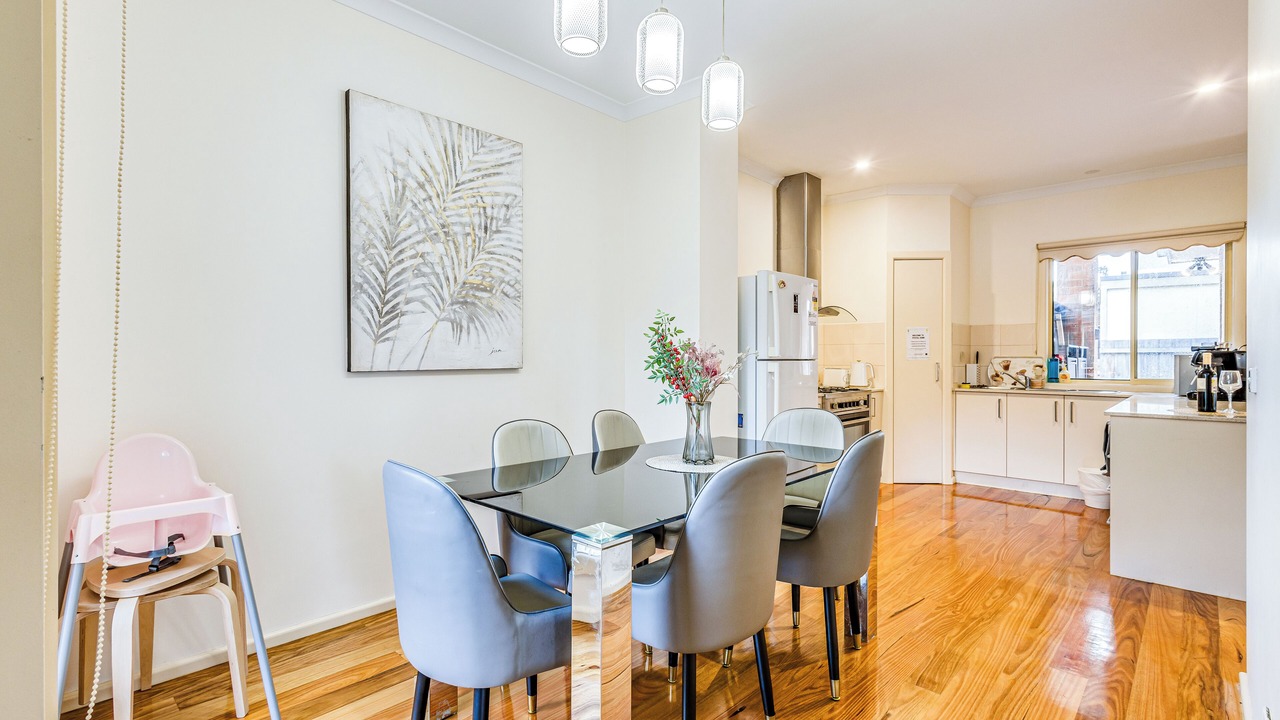Photo of Livingroom in Glen Waverley