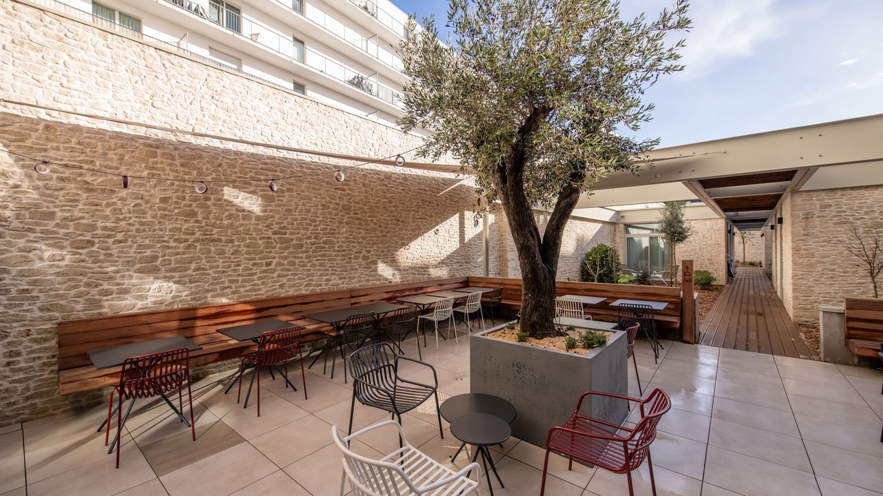Photo of Patio Balcony in Madeleine-Champ de Mars