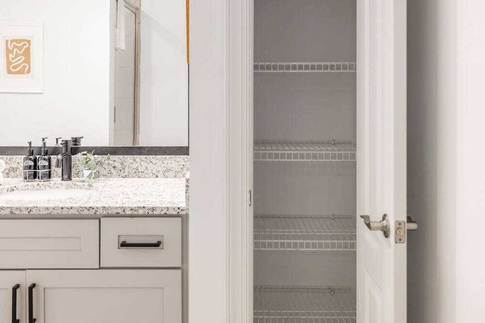 Photo of Others in North Druid Hills