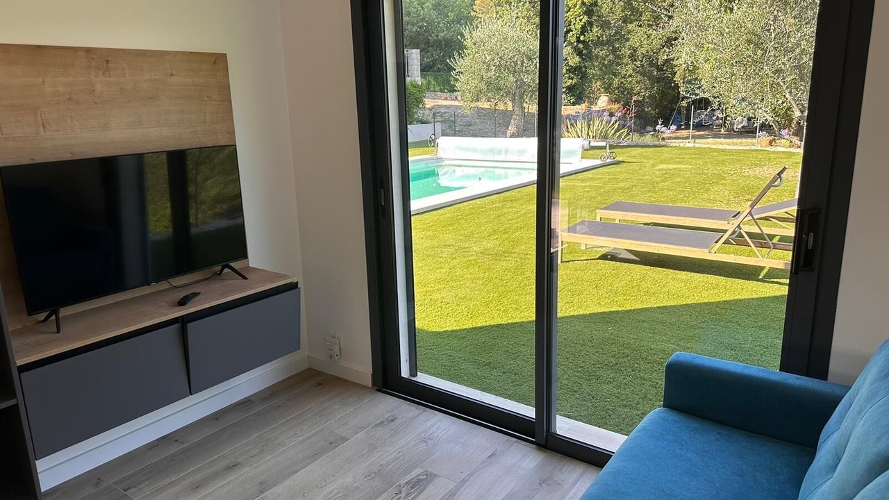 Photo of Others in Cabris