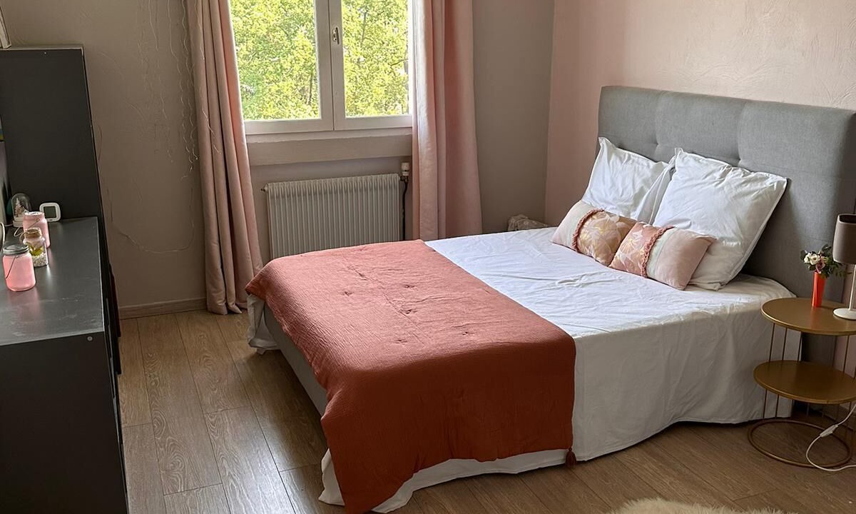 Photo of Others in Cabris