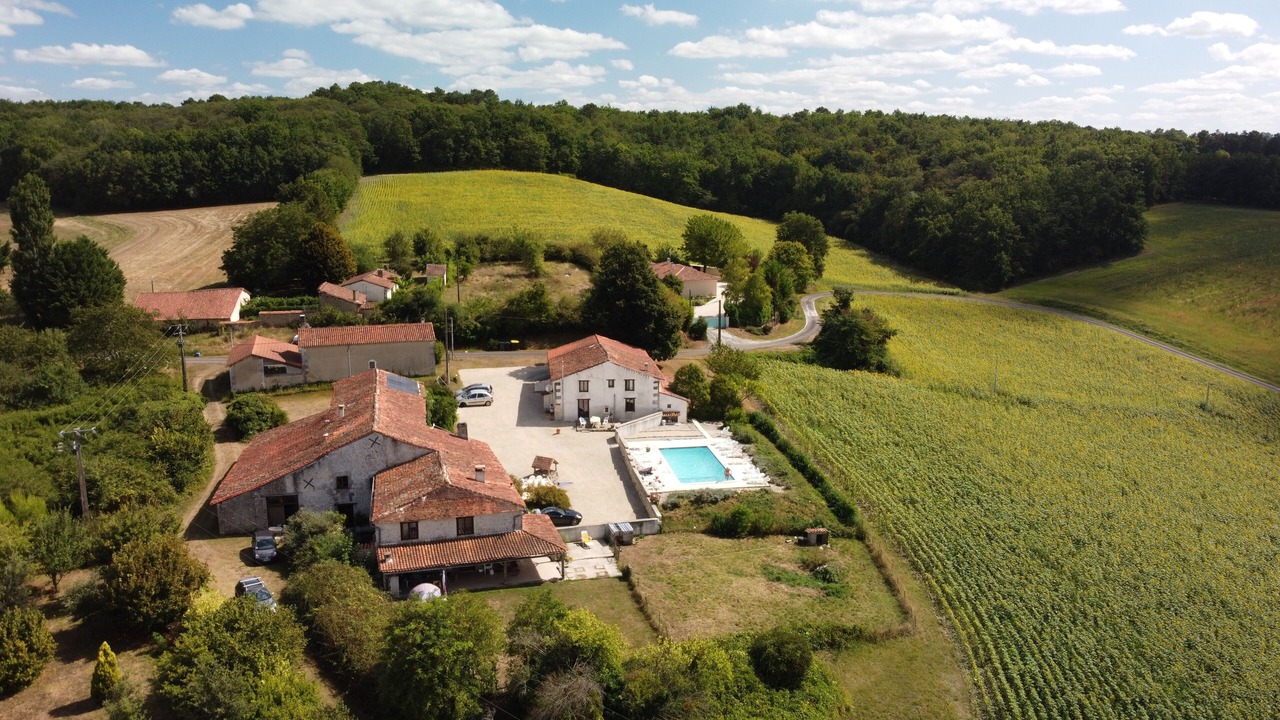 Photo of Outdoor in Boisne-la-Tude