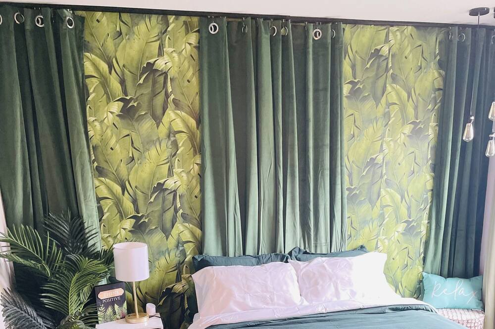 Photo of Bedroom in Lovejoy