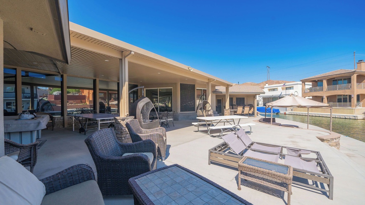 Photo of Patio Balcony in Moovalya Keys