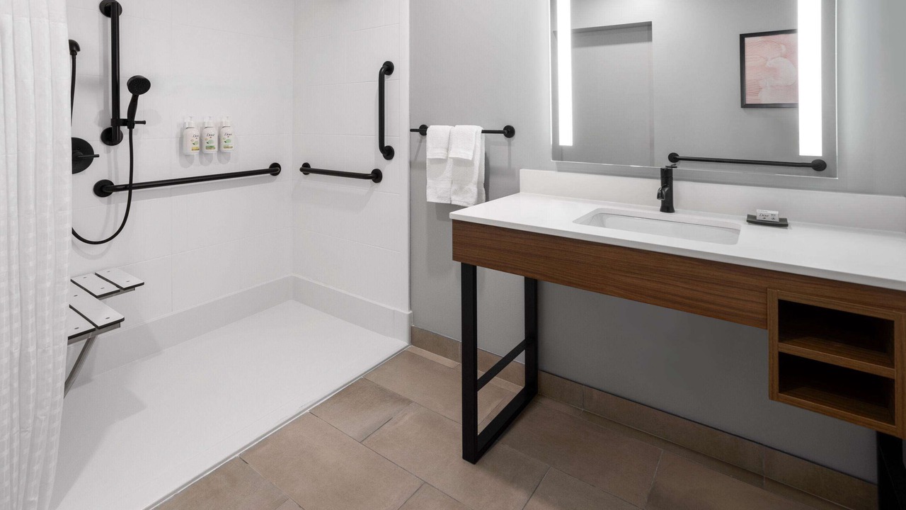 Photo of Bathroom in Williston North