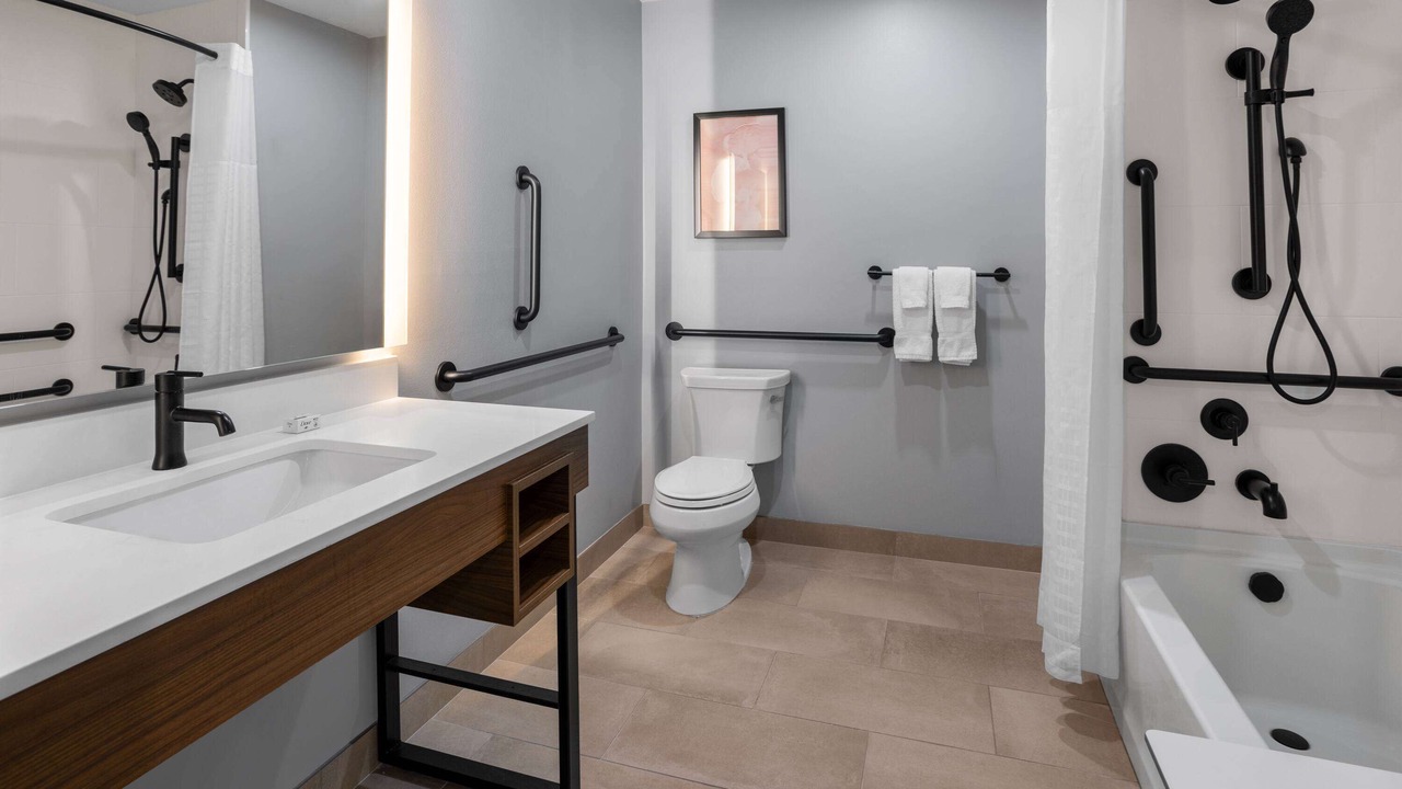 Photo of Bathroom in Williston North