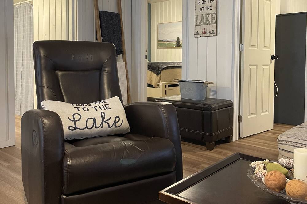 Photo of Livingroom in Cambridge-Narrows