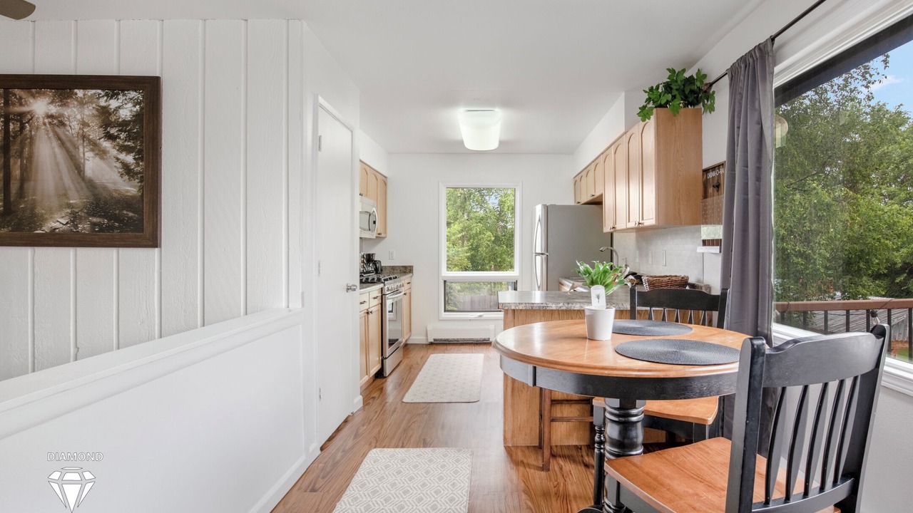 Photo of Kitchen in Russian Jack Park