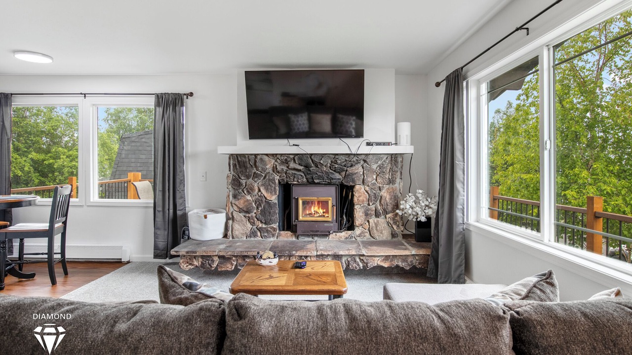 Photo of Livingroom in Russian Jack Park