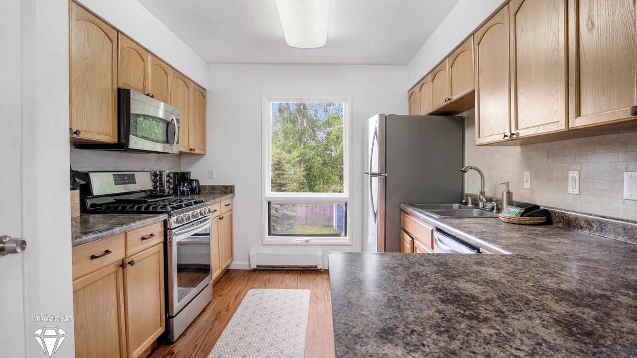 Photo of Kitchen in Russian Jack Park