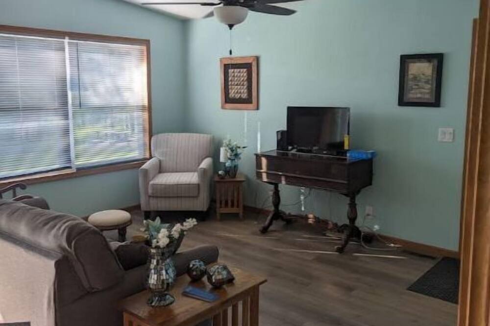Photo of Livingroom in Montello
