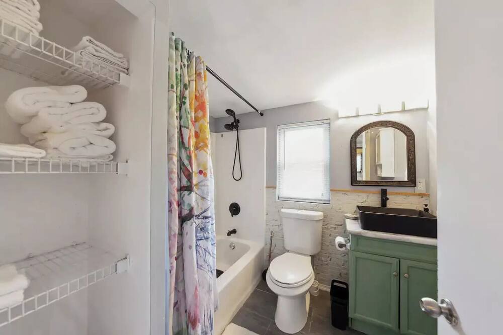 Photo of Bathroom in Maryland Heights