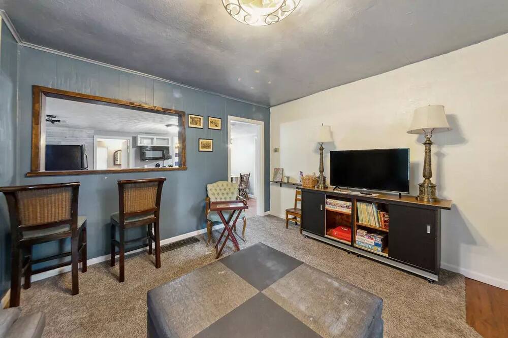 Photo of Livingroom in Maryland Heights