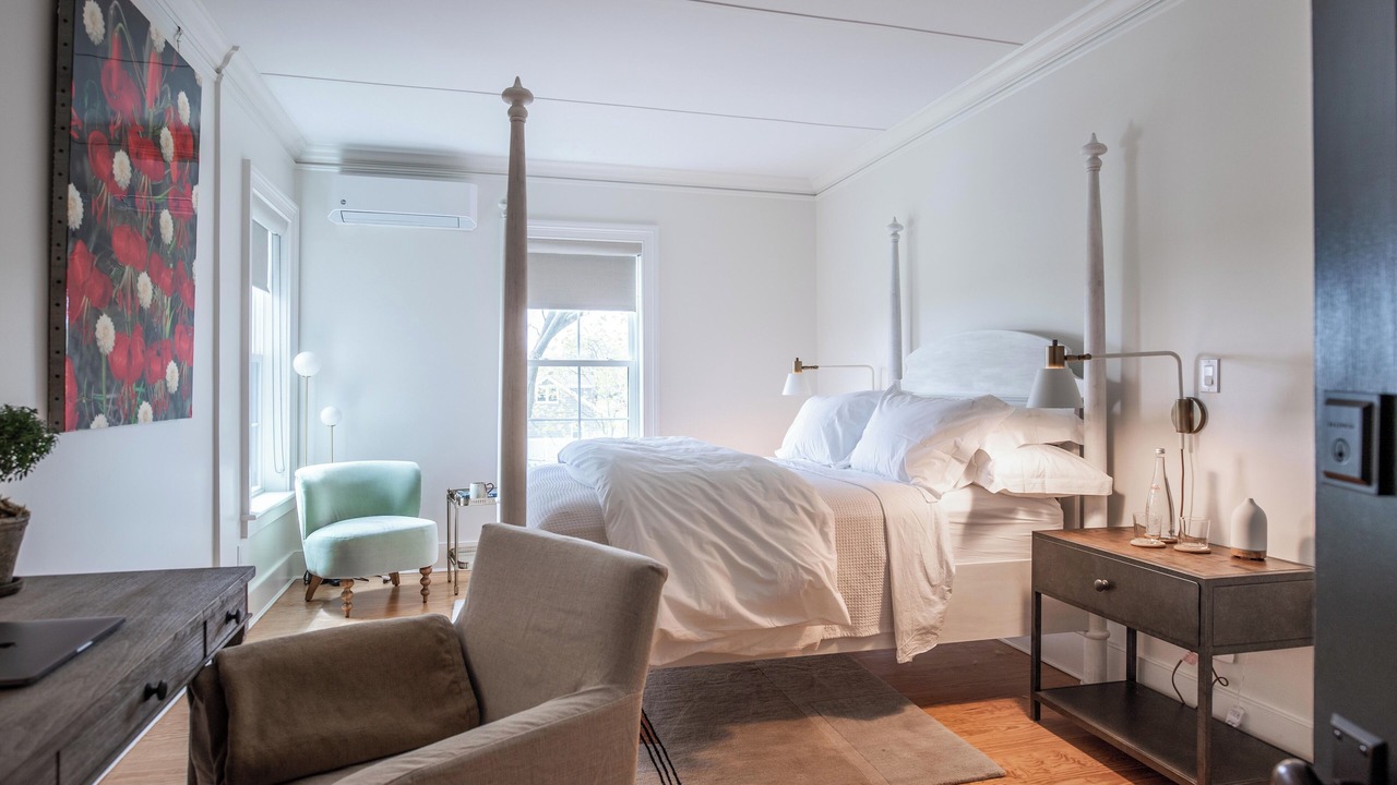 Photo of Bedroom in Town of Southold Town