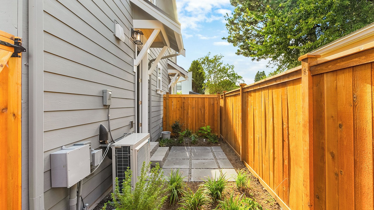 Photo of Outdoor in Whittier Heights