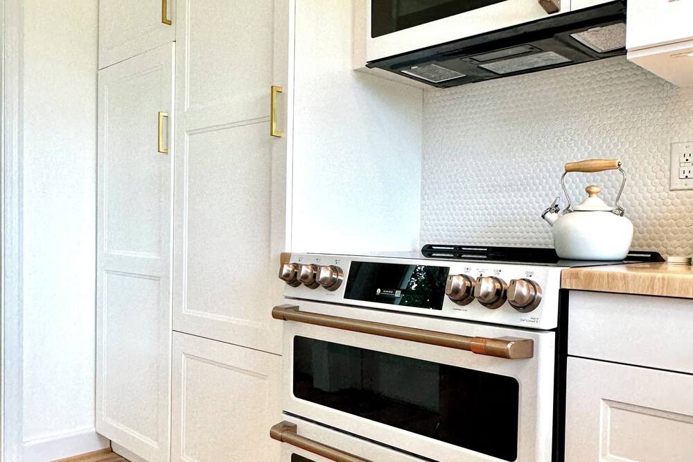 Photo of Kitchen in Ridge St.