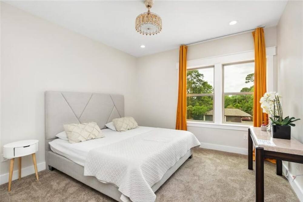 Photo of Bedroom in Lawndale/ Wayside