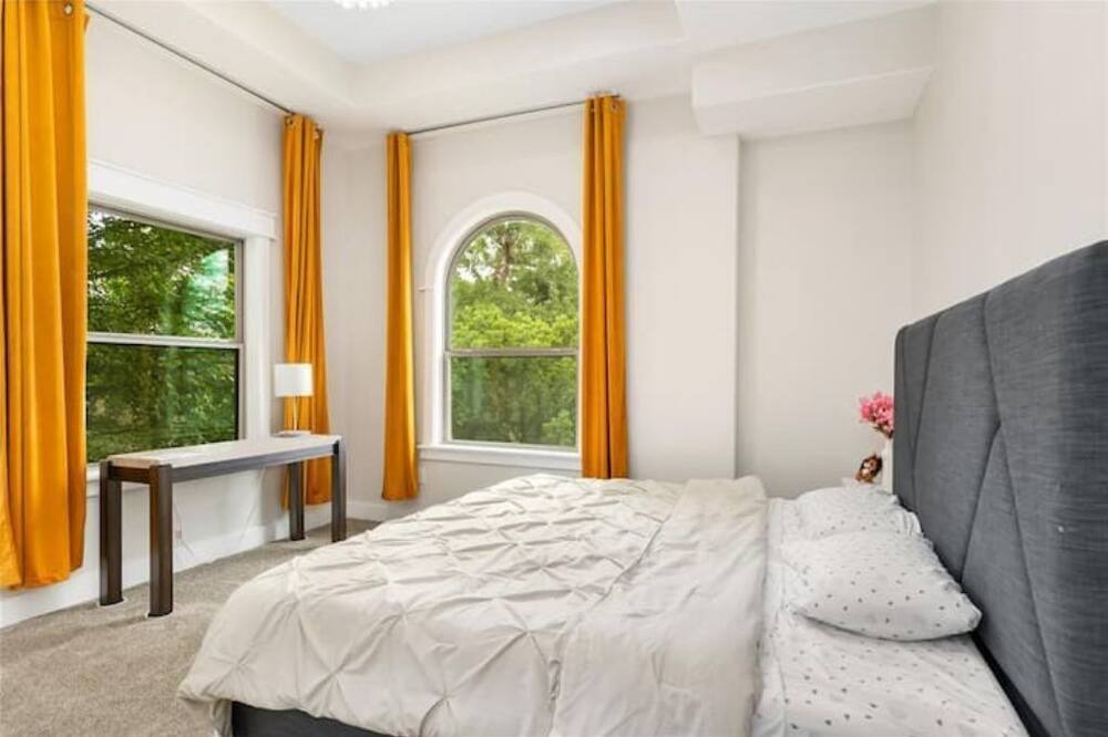Photo of Bedroom in Lawndale/ Wayside