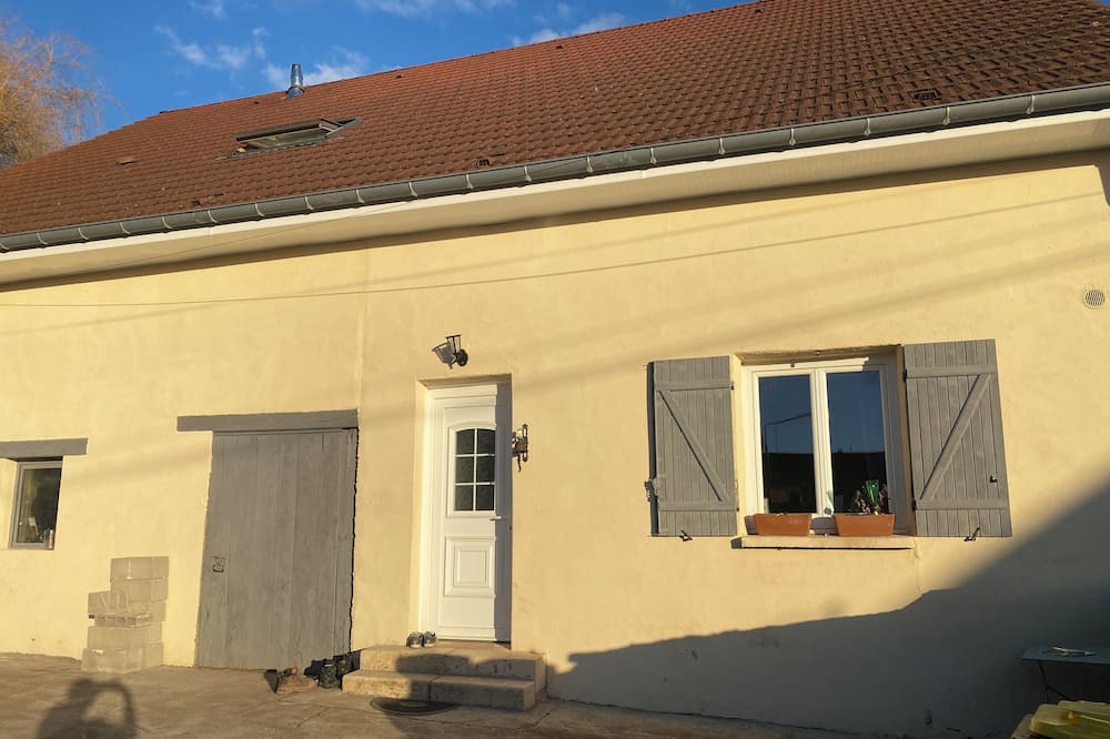 Photo of Outdoor in Chivres