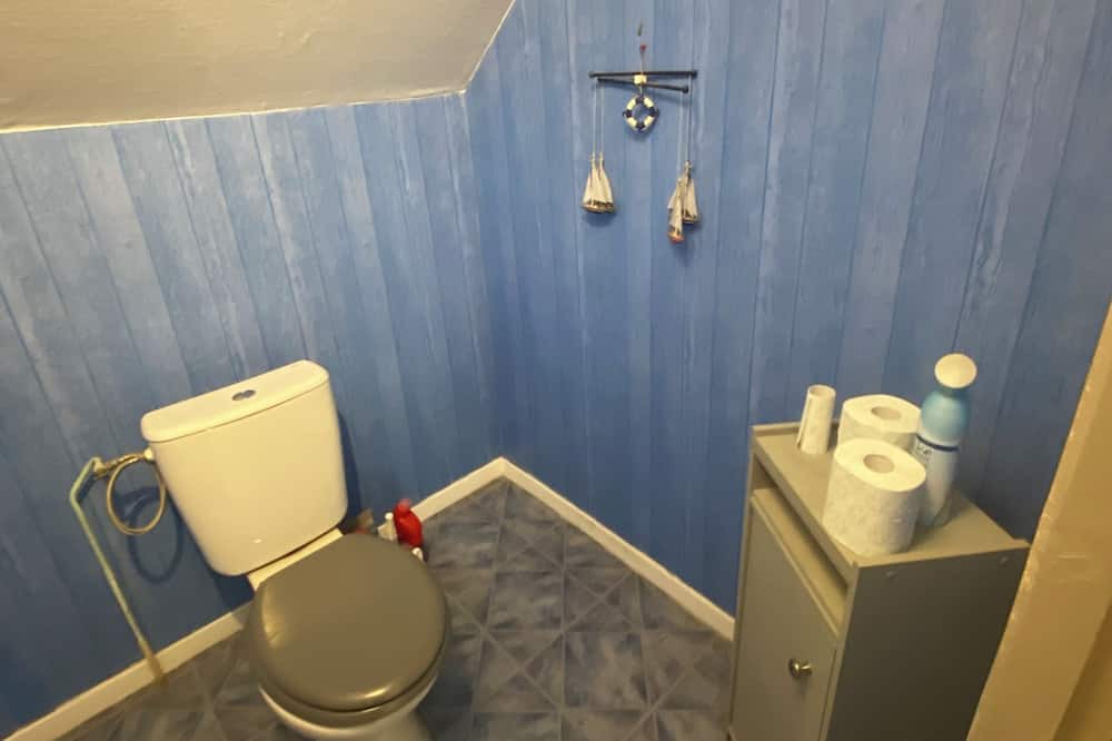 Photo of Bathroom in Chivres